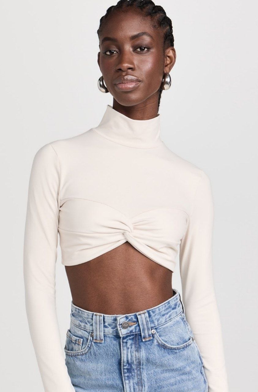 Женский топ Susana Monaco Twist Mock Neck Crop Top